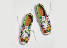 Load image into Gallery viewer, OCA Low Stripe Toz Canvas Sneaker Women