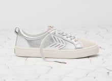 Load image into Gallery viewer, CATIBA Low Metallic Silver/White Leather Sneaker Men