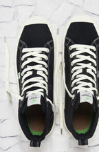 Load image into Gallery viewer, OCA High Washed Black Canvas Contrast Thread Sneaker Men
