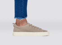 Load image into Gallery viewer, IBI Low Sand Knit Sneaker Women
