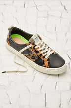Load image into Gallery viewer, CATIBA Low Black/Leopard Premium Leather Sneaker Women

